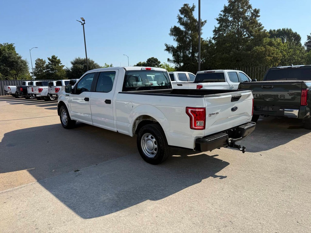 Ford F-150 Vehicle Full-screen Gallery Image 04