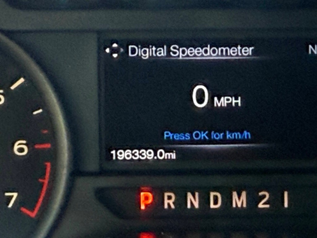 Ford F-150 Vehicle Full-screen Gallery Image 31