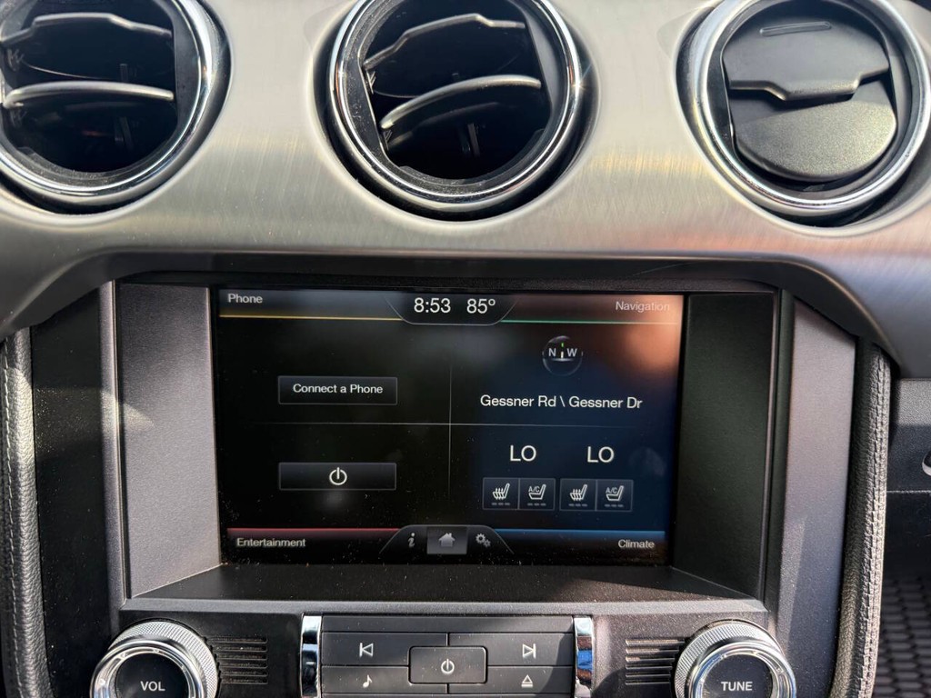 Ford Mustang Vehicle Full-screen Gallery Image 20