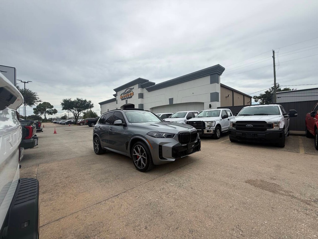 BMW X5 Vehicle Full-screen Gallery Image 47