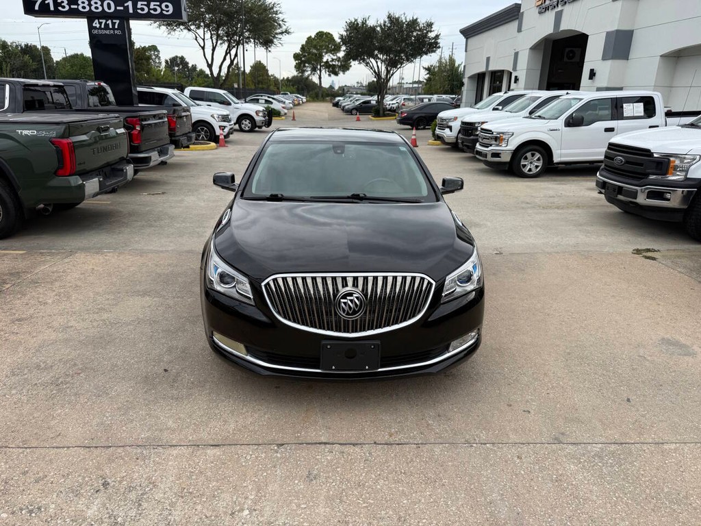 Buick LaCrosse Vehicle Full-screen Gallery Image 38