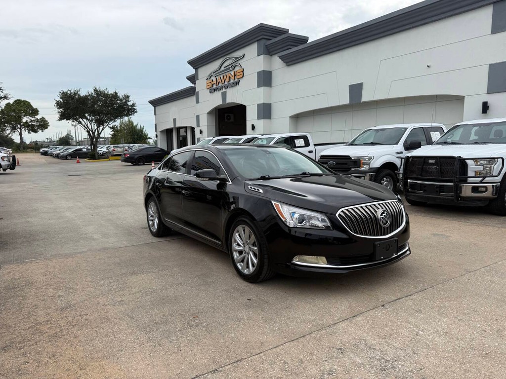 Buick LaCrosse Vehicle Full-screen Gallery Image 40