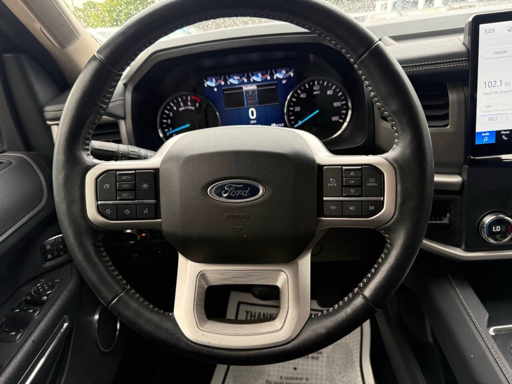 Ford Expedition Vehicle Full-screen Gallery Image 25