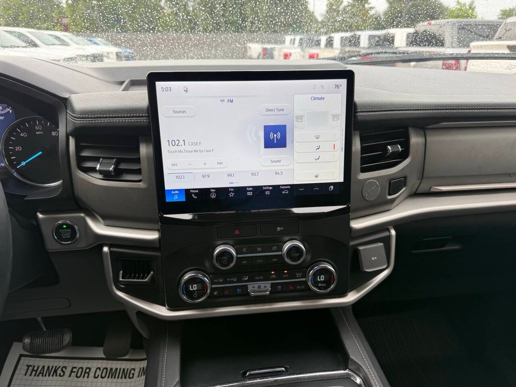 Ford Expedition Vehicle Full-screen Gallery Image 26