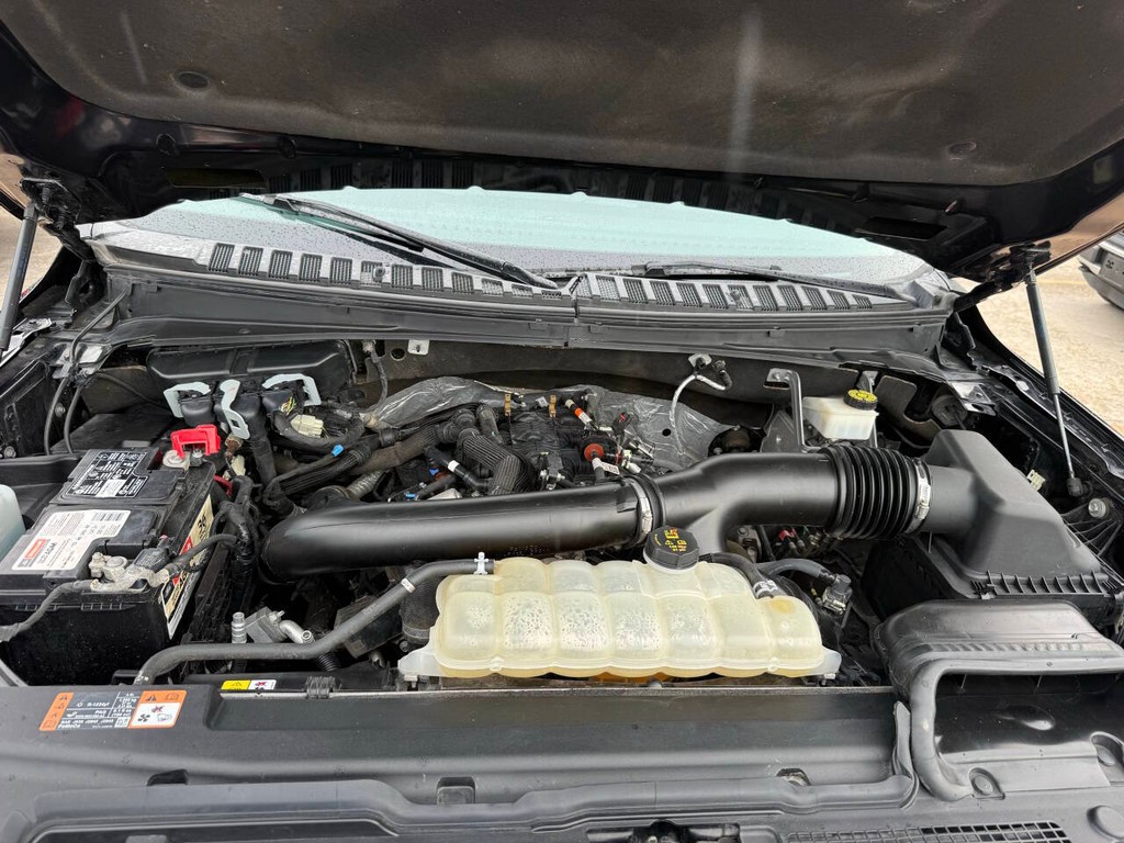 Ford Expedition Vehicle Full-screen Gallery Image 37