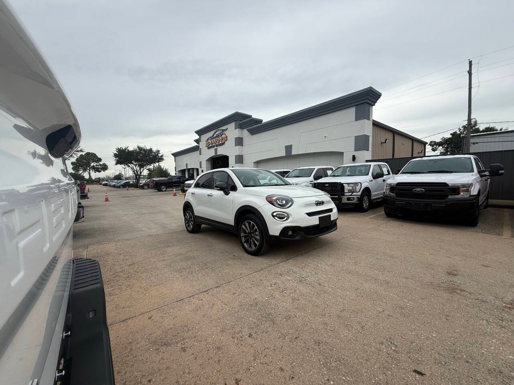 FIAT 500X Vehicle Full-screen Gallery Image 43