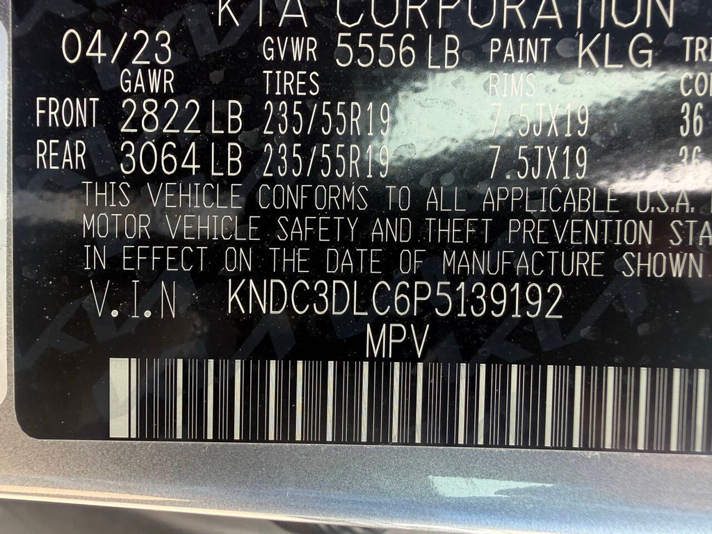 Kia EV6 Vehicle Full-screen Gallery Image 33