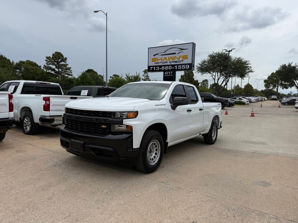 Chevrolet Silverado 1500 Vehicle Full-screen Gallery Image 03