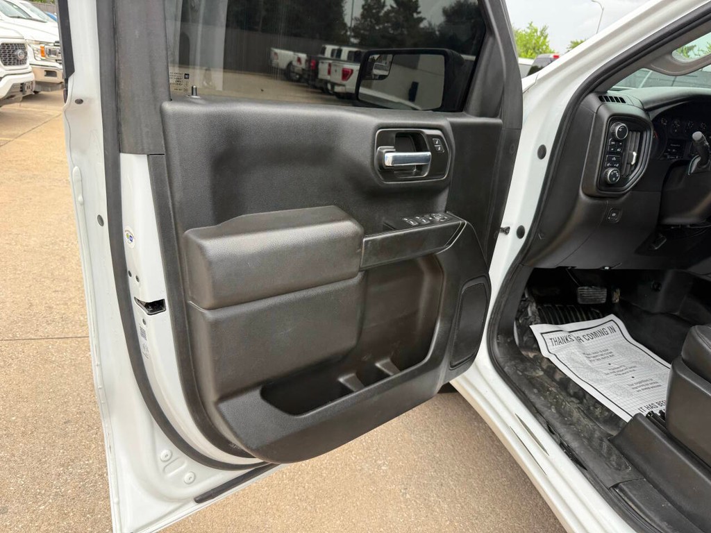 Chevrolet Silverado 1500 Vehicle Full-screen Gallery Image 08