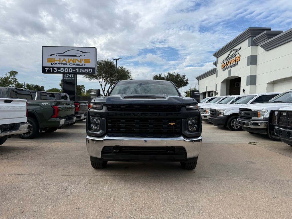 Chevrolet Silverado 2500HD Vehicle Full-screen Gallery Image 40