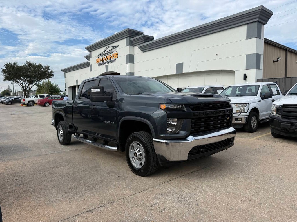 Chevrolet Silverado 2500HD Vehicle Full-screen Gallery Image 42