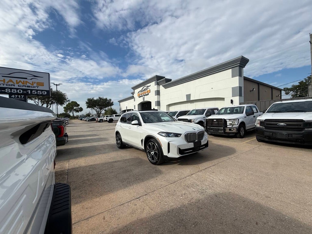 BMW X5 Vehicle Full-screen Gallery Image 48