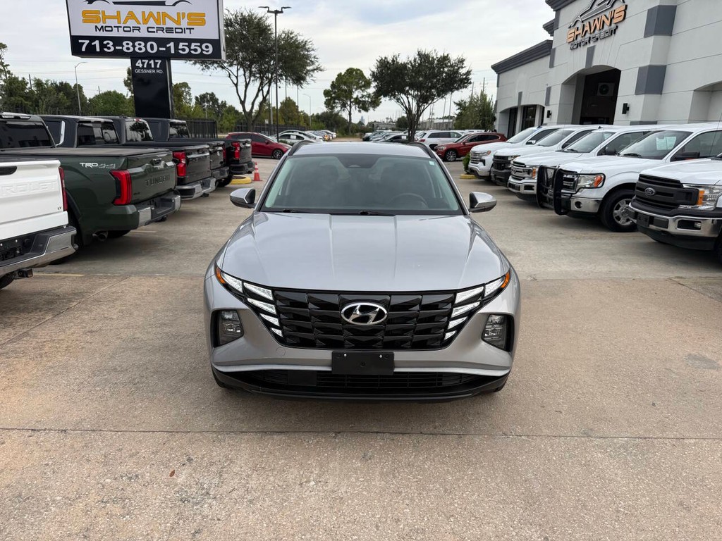 Hyundai Tucson Hybrid Vehicle Full-screen Gallery Image 38