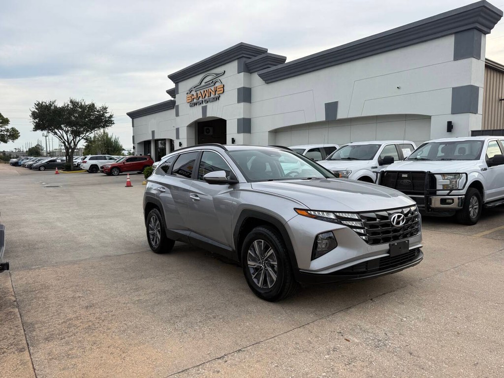 Hyundai Tucson Hybrid Vehicle Full-screen Gallery Image 40