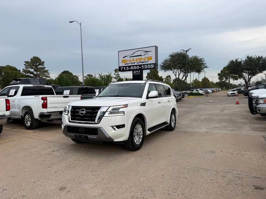 Nissan Armada Vehicle Full-screen Gallery Image 03