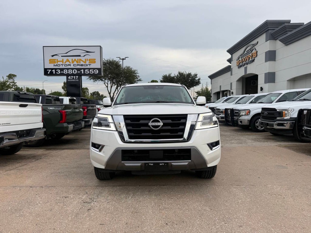 Nissan Armada Vehicle Full-screen Gallery Image 41