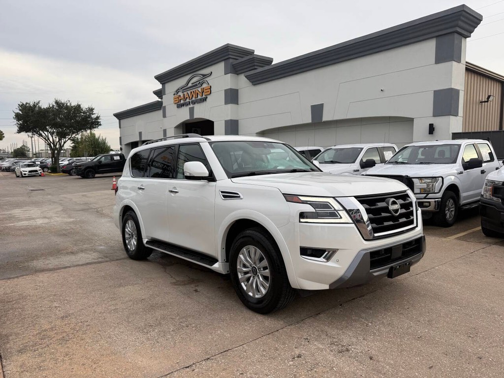 Nissan Armada Vehicle Full-screen Gallery Image 42