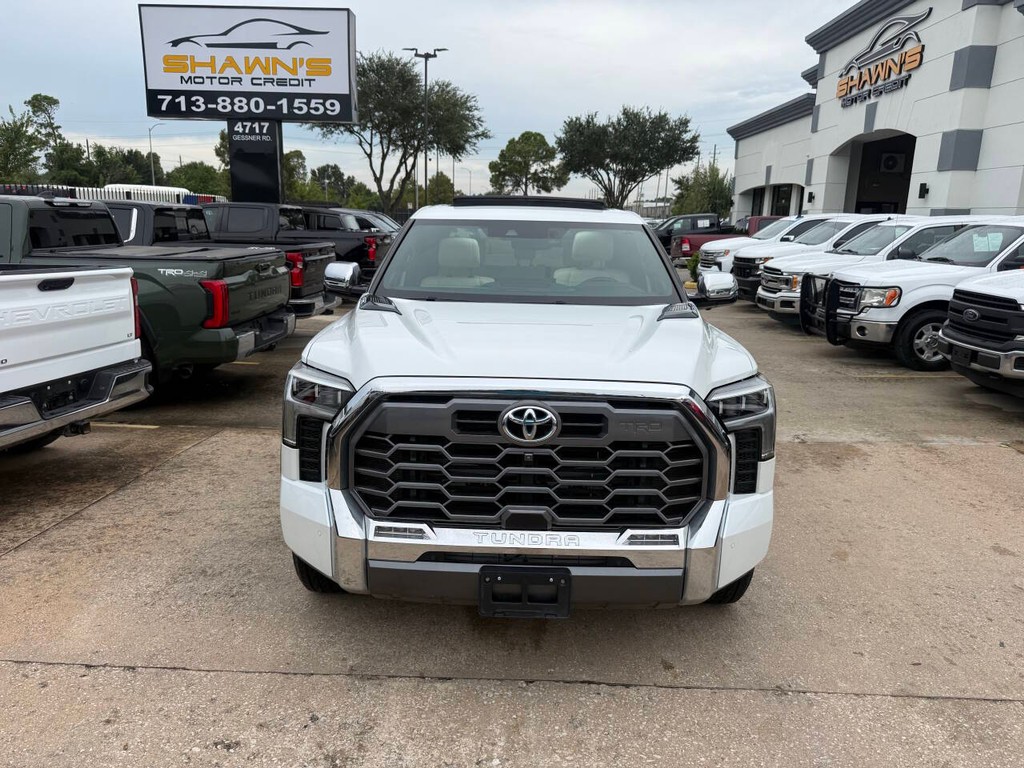 Toyota Tundra 4WD Vehicle Full-screen Gallery Image 45