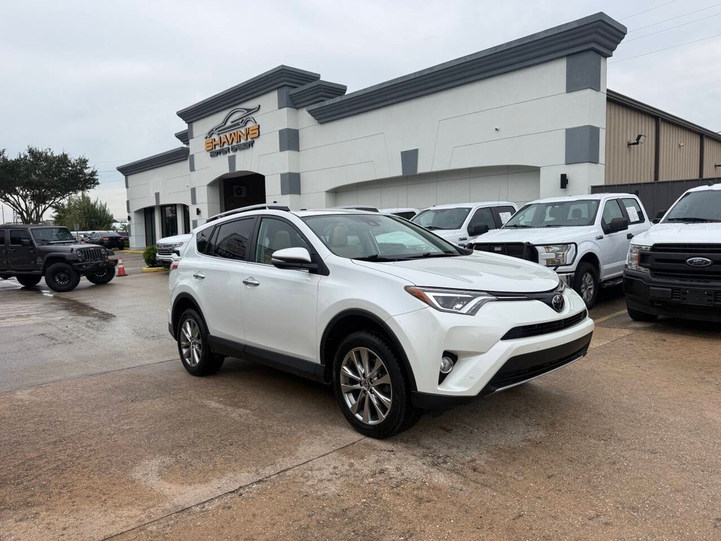 Toyota RAV4 Vehicle Full-screen Gallery Image 02