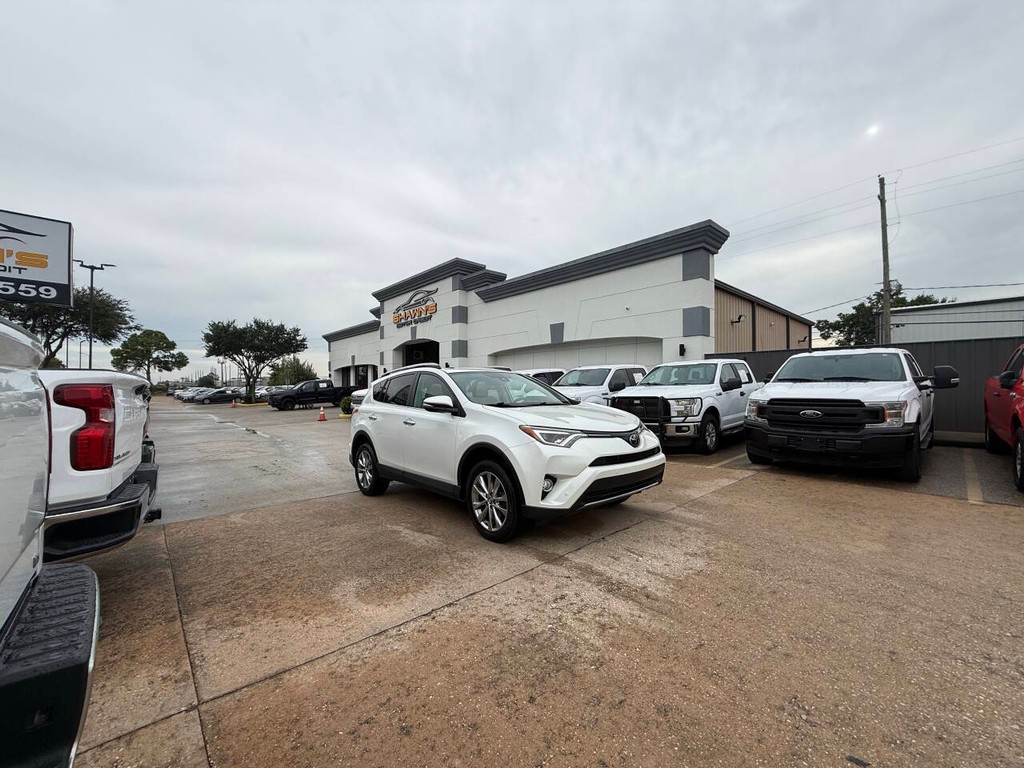 Toyota RAV4 Vehicle Full-screen Gallery Image 44
