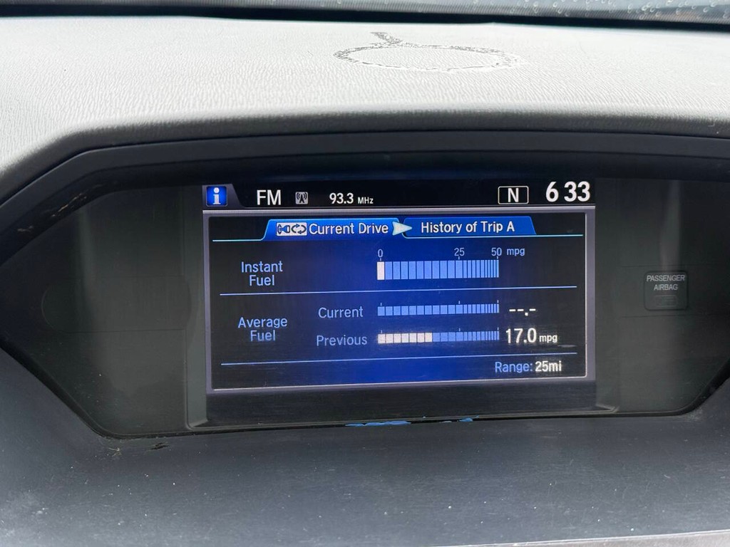 Honda Odyssey Vehicle Full-screen Gallery Image 24