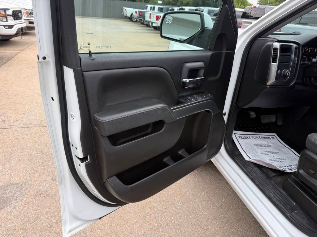 Chevrolet Silverado 1500 Vehicle Full-screen Gallery Image 08