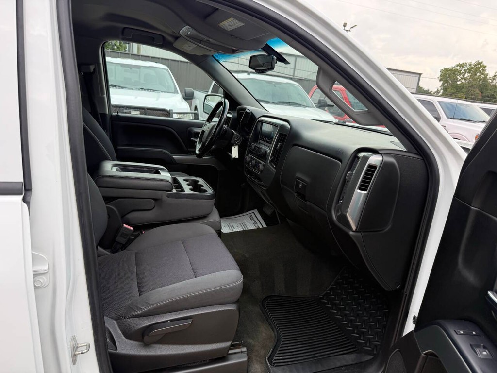 Chevrolet Silverado 1500 Vehicle Full-screen Gallery Image 10