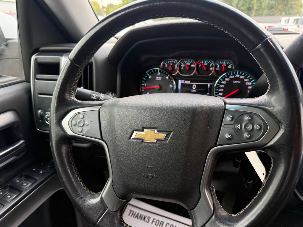 Chevrolet Silverado 1500 Vehicle Full-screen Gallery Image 21