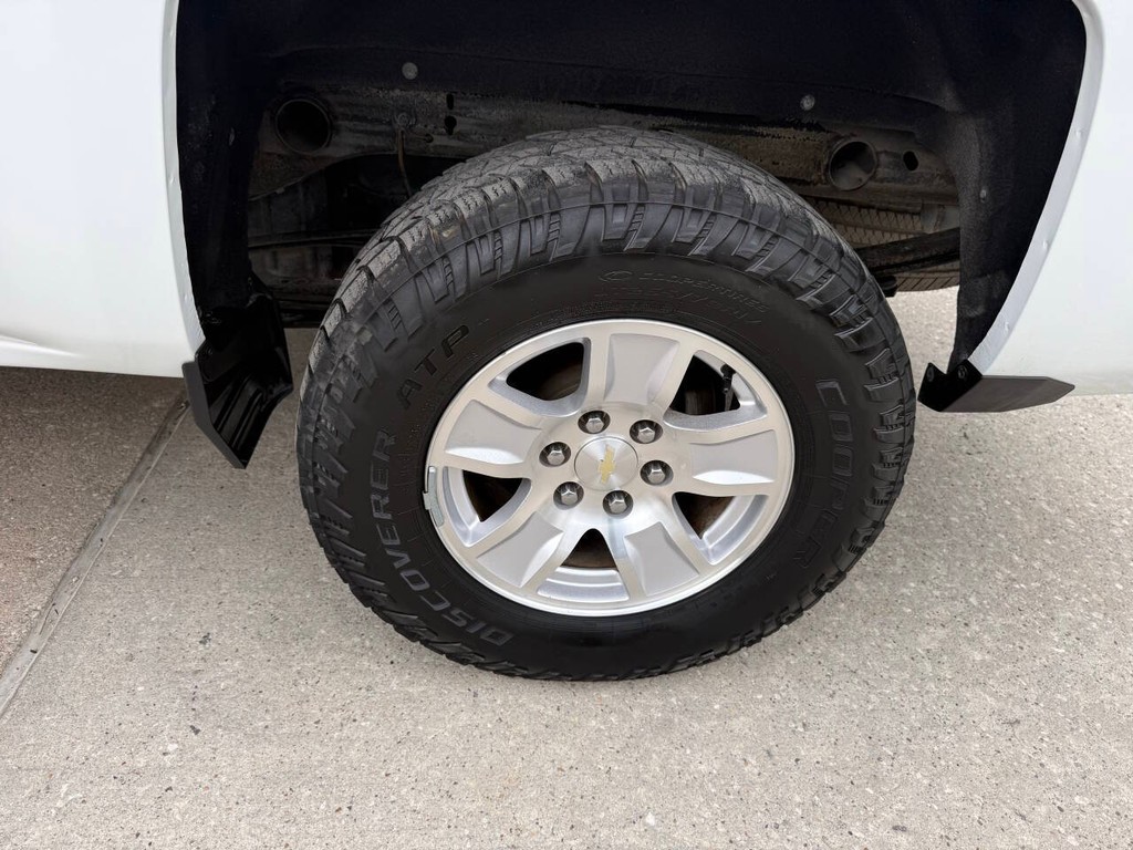 Chevrolet Silverado 1500 Vehicle Full-screen Gallery Image 33