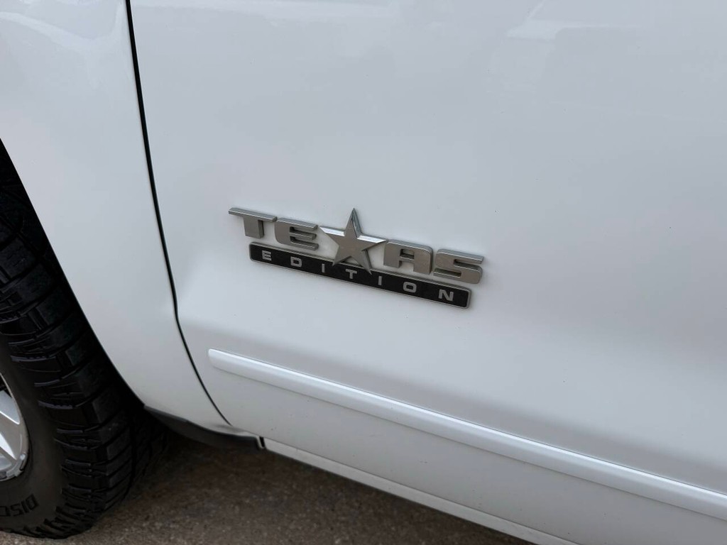 Chevrolet Silverado 1500 Vehicle Full-screen Gallery Image 34