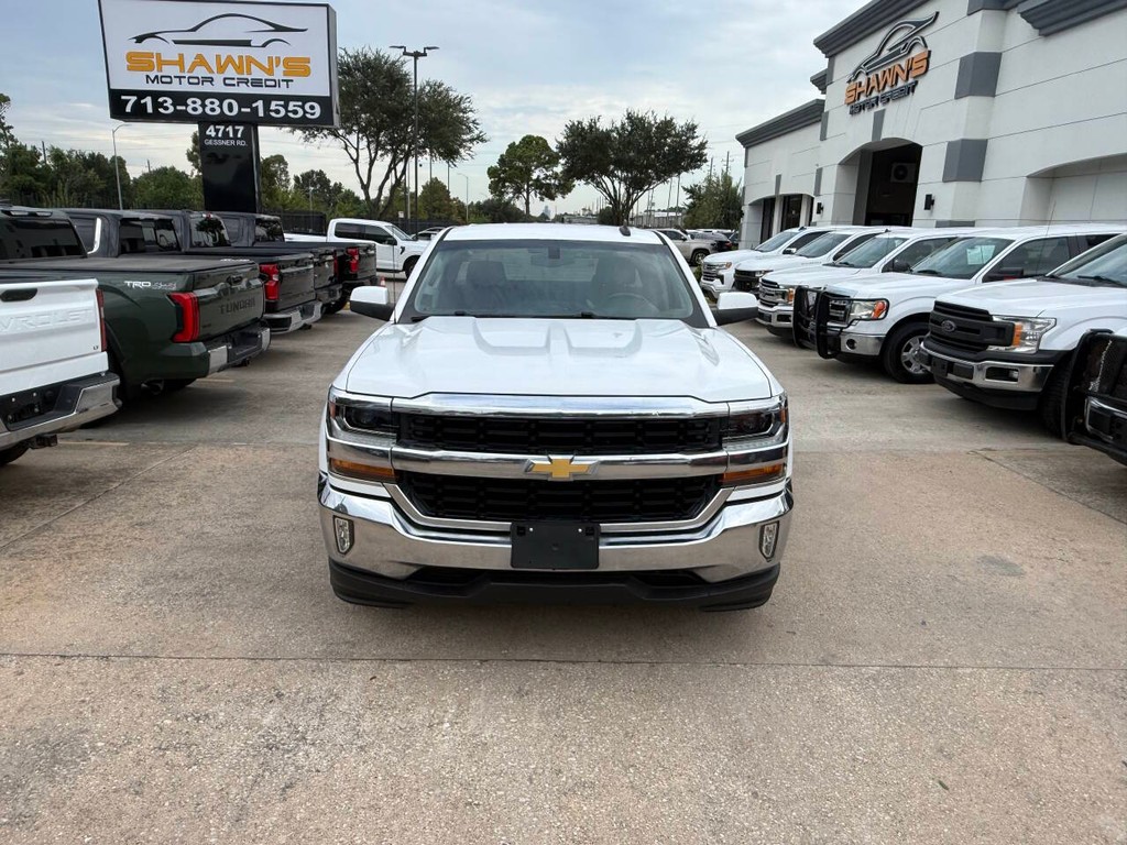 Chevrolet Silverado 1500 Vehicle Full-screen Gallery Image 37