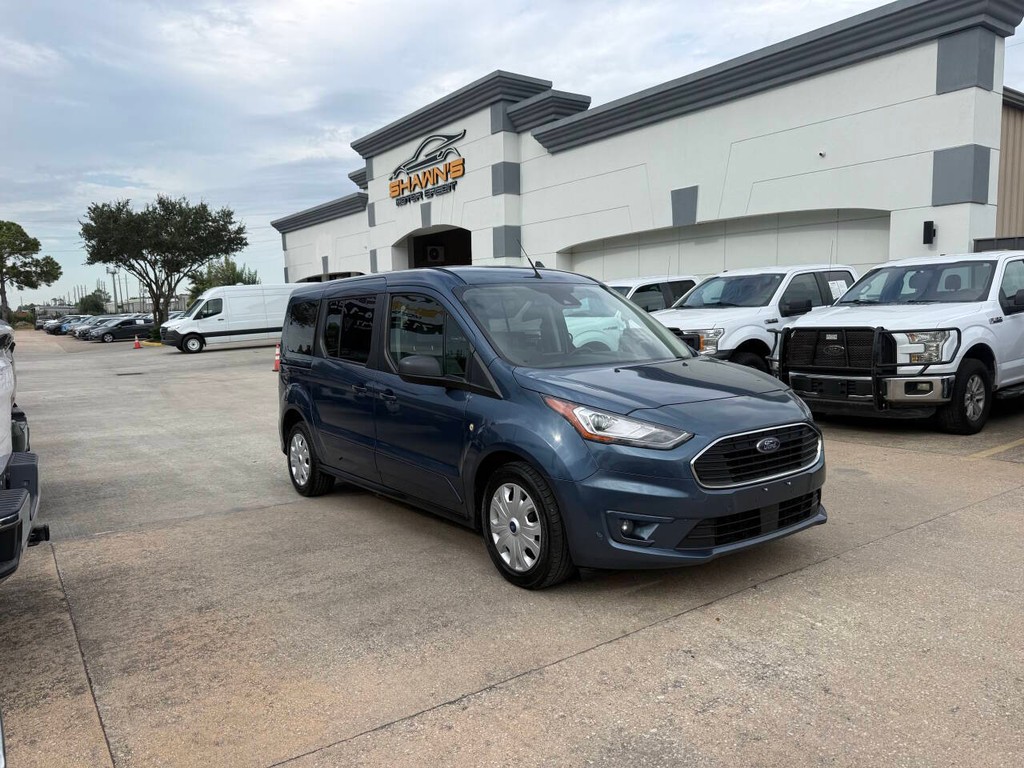 Ford Transit Connect Wagon Vehicle Full-screen Gallery Image 02