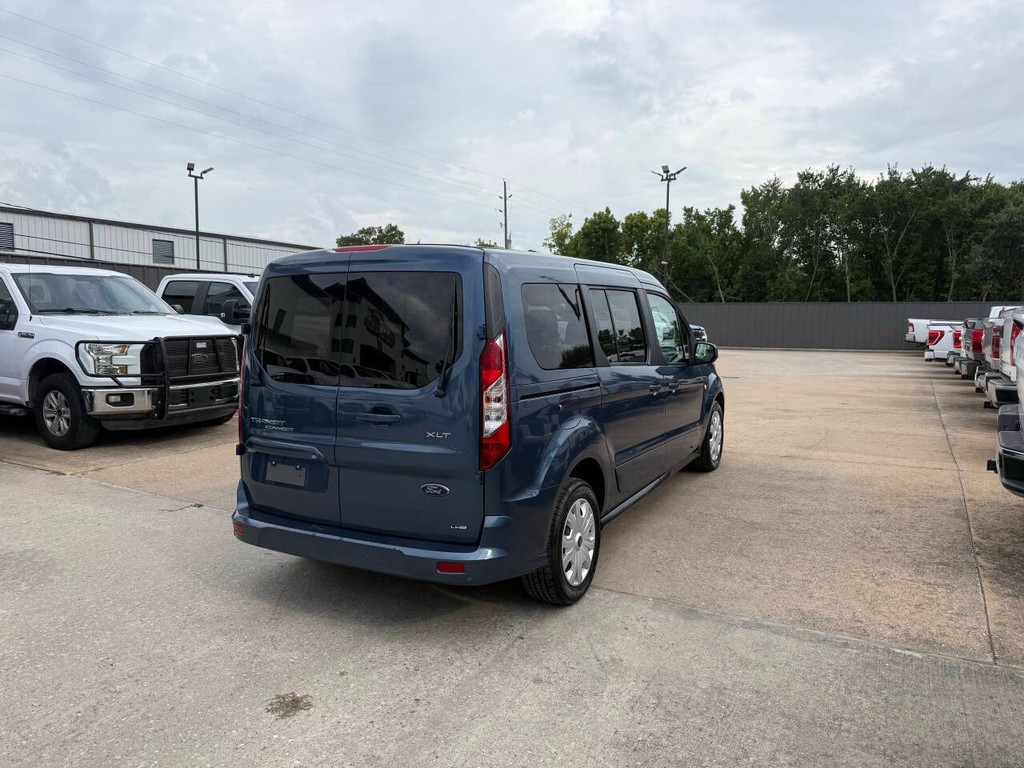 Ford Transit Connect Wagon Vehicle Full-screen Gallery Image 04