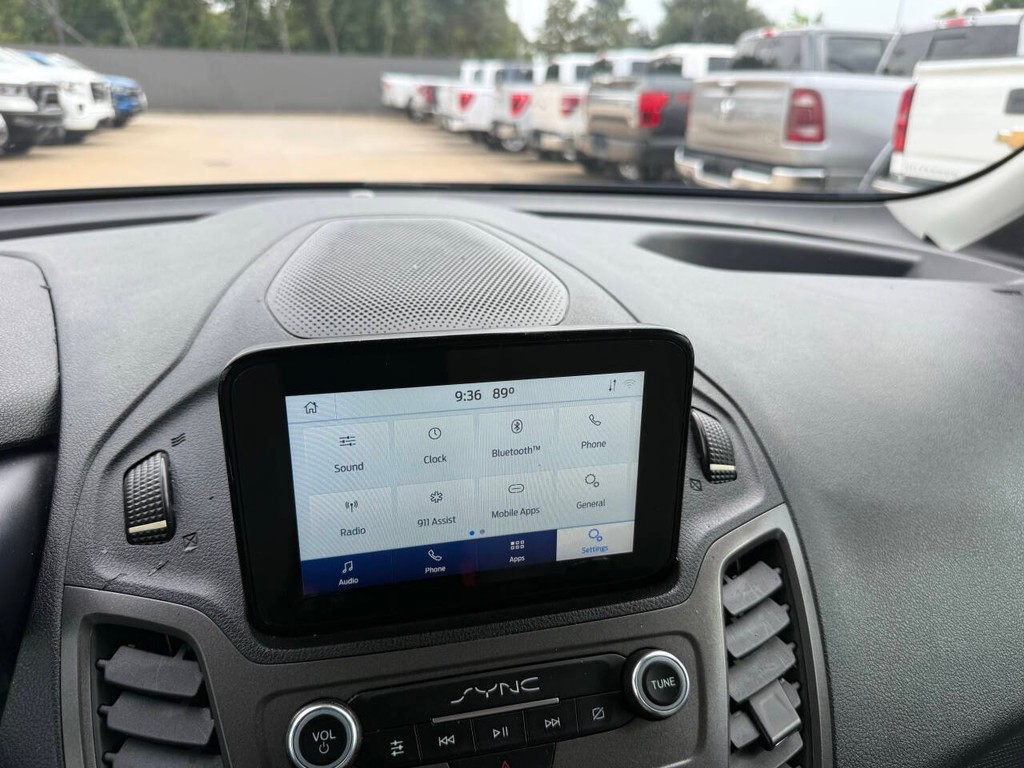 Ford Transit Connect Wagon Vehicle Full-screen Gallery Image 24