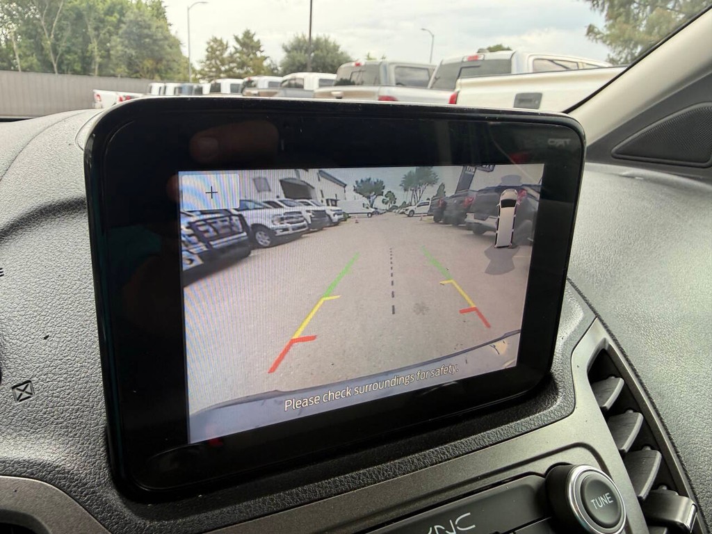 Ford Transit Connect Wagon Vehicle Full-screen Gallery Image 26