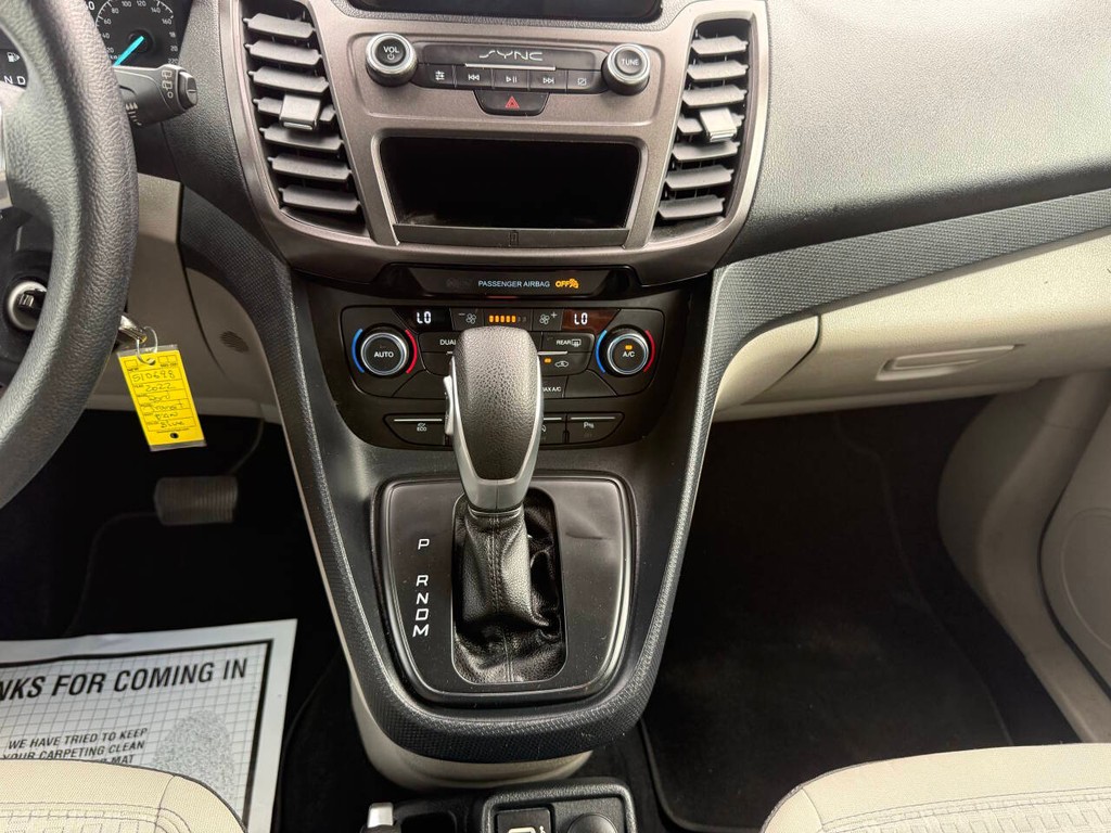 Ford Transit Connect Wagon Vehicle Full-screen Gallery Image 28