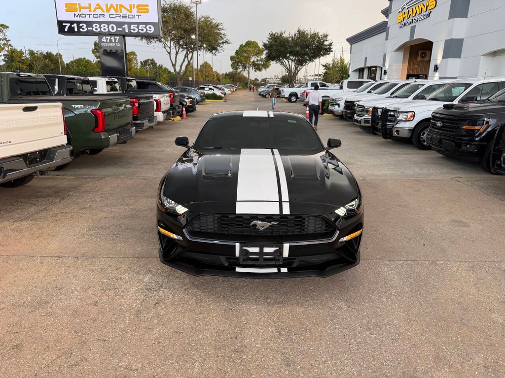Ford Mustang Vehicle Full-screen Gallery Image 34