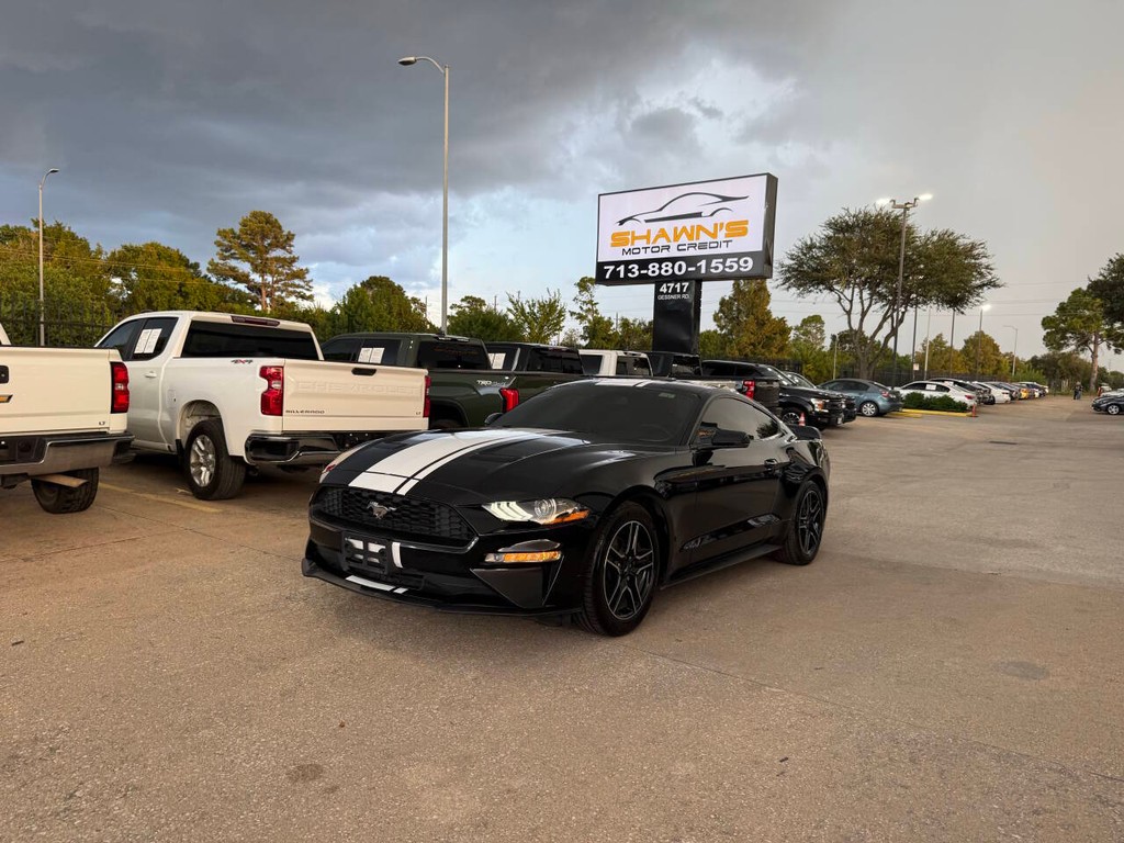 Ford Mustang Vehicle Full-screen Gallery Image 37