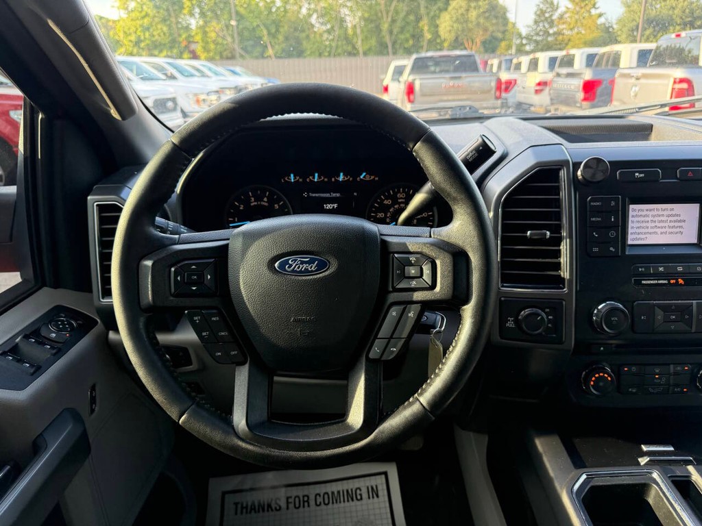 Ford F-150 Vehicle Full-screen Gallery Image 22