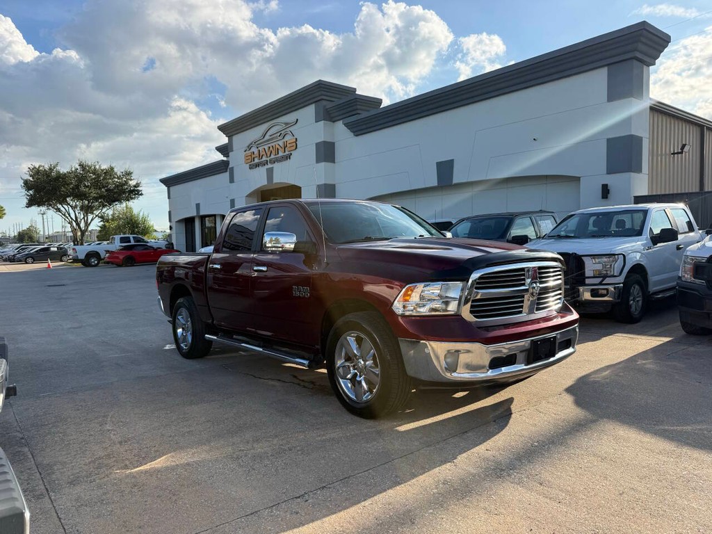 Ram 1500 Vehicle Full-screen Gallery Image 02