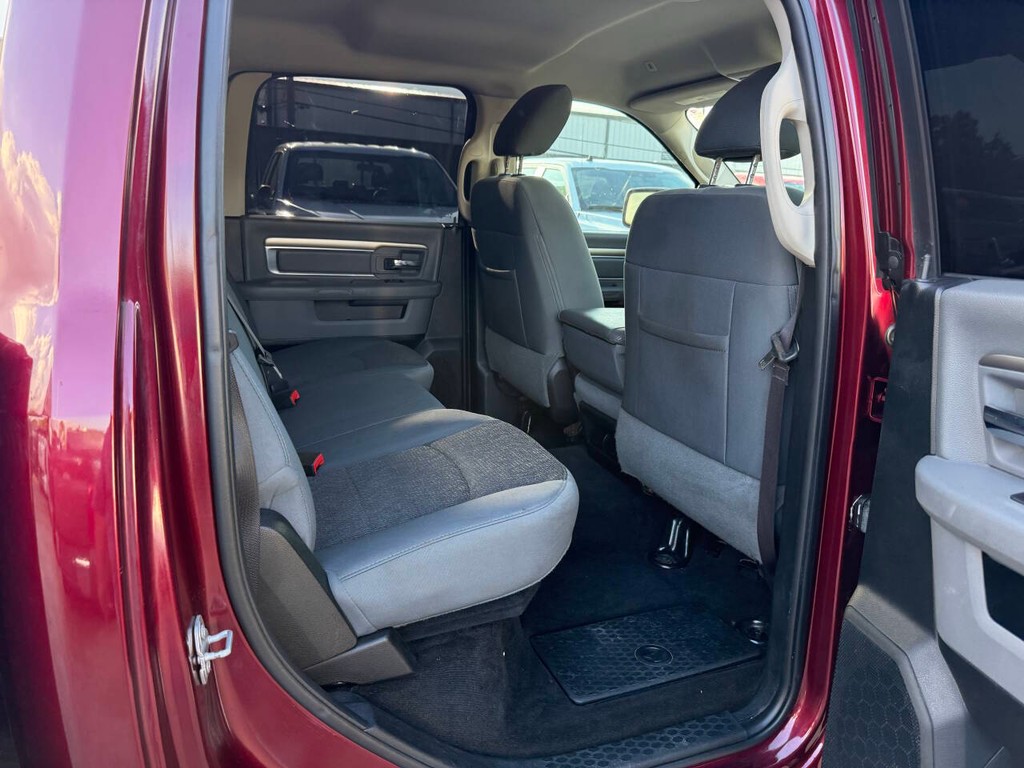 Ram 1500 Vehicle Full-screen Gallery Image 15