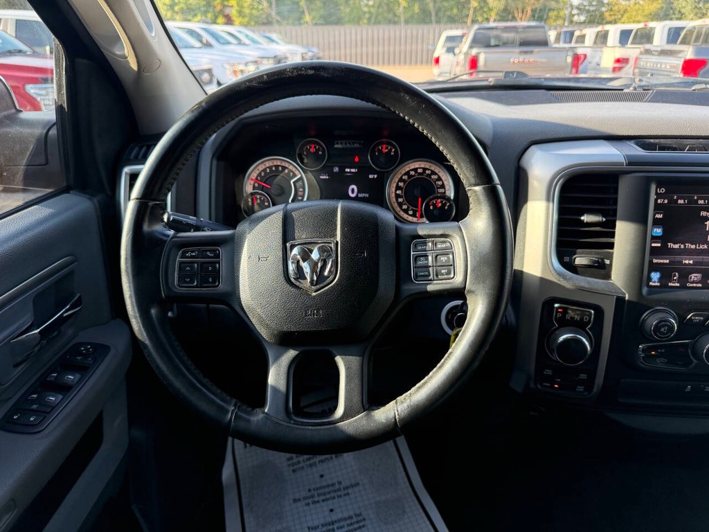 Ram 1500 Vehicle Full-screen Gallery Image 22