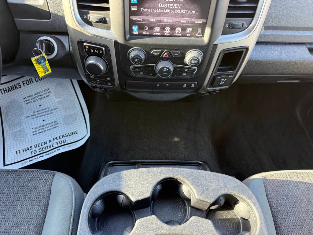 Ram 1500 Vehicle Full-screen Gallery Image 29