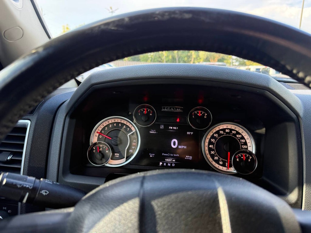 Ram 1500 Vehicle Full-screen Gallery Image 31