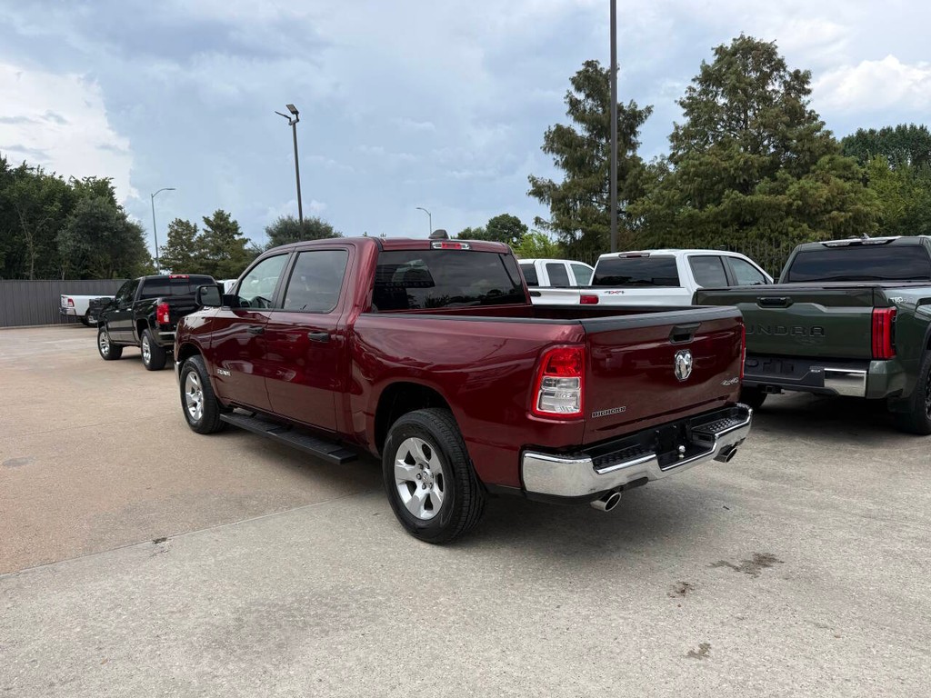 Ram 1500 Vehicle Full-screen Gallery Image 04