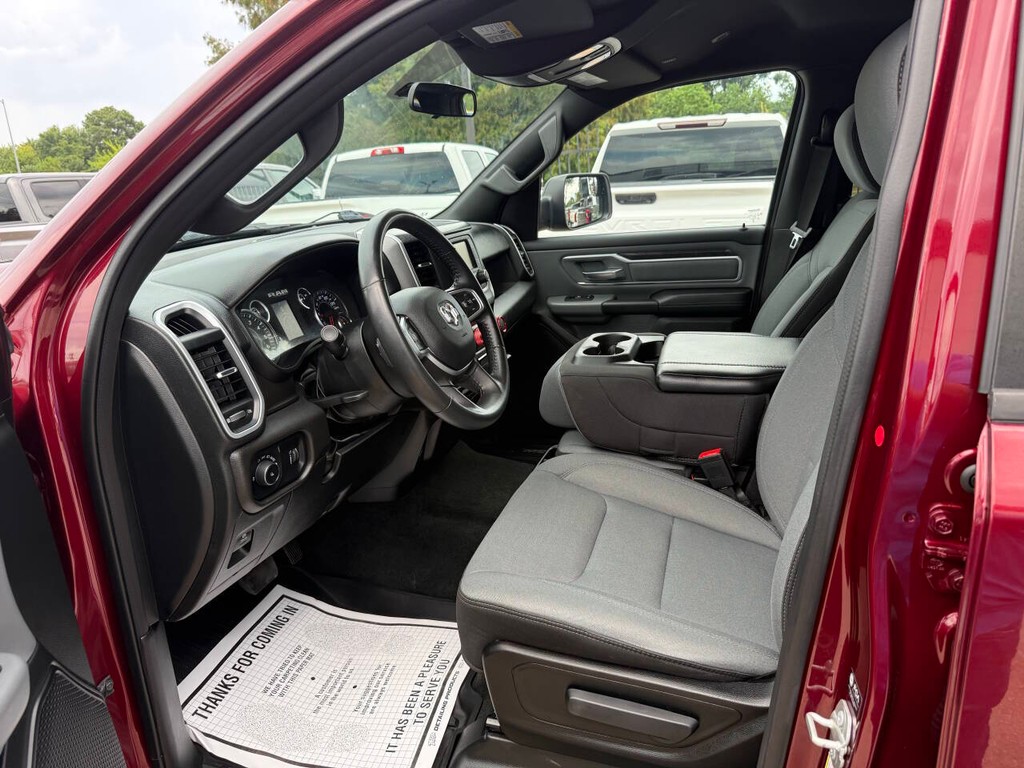 Ram 1500 Vehicle Full-screen Gallery Image 07