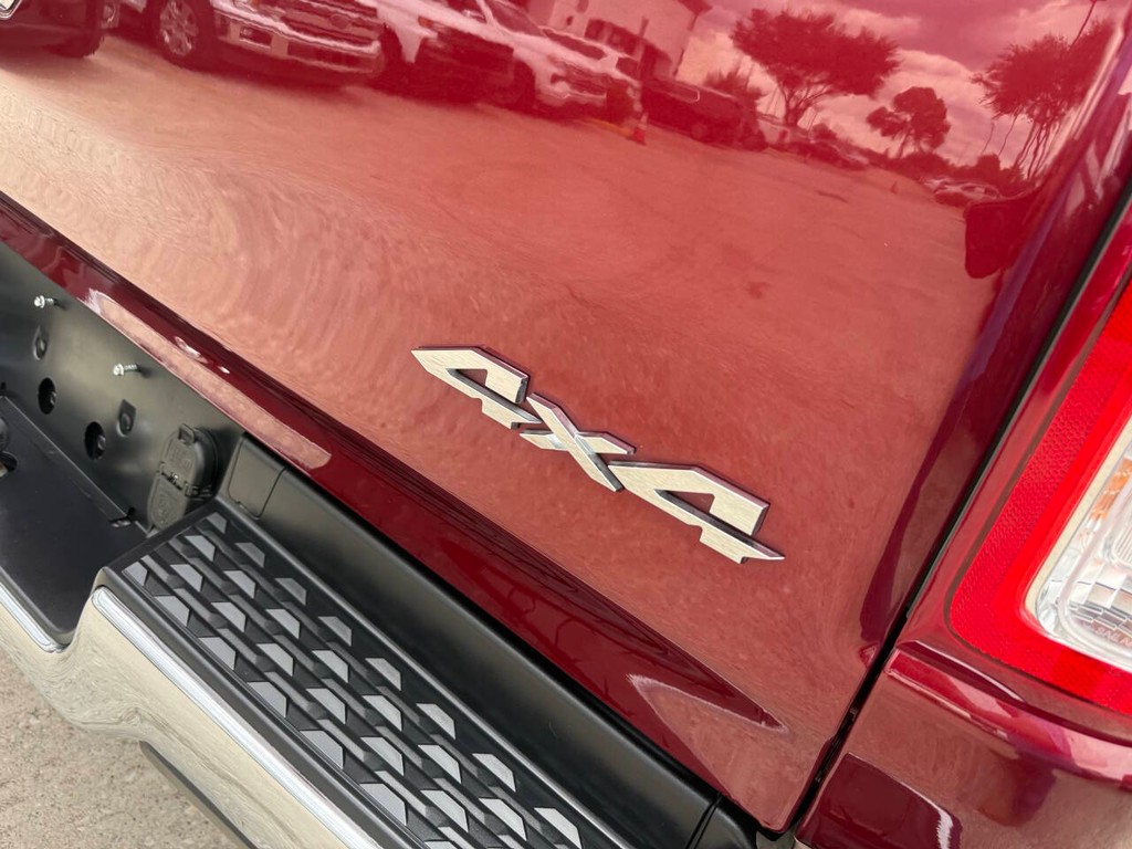 Ram 1500 Vehicle Full-screen Gallery Image 40