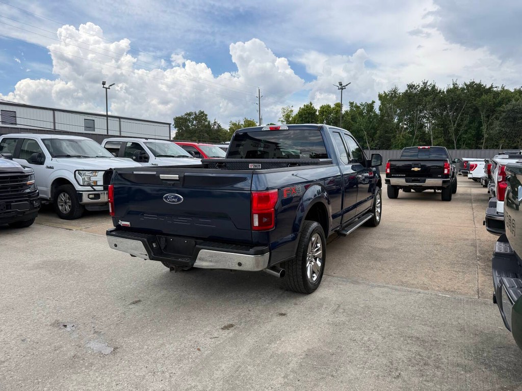 Ford F-150 Vehicle Full-screen Gallery Image 05