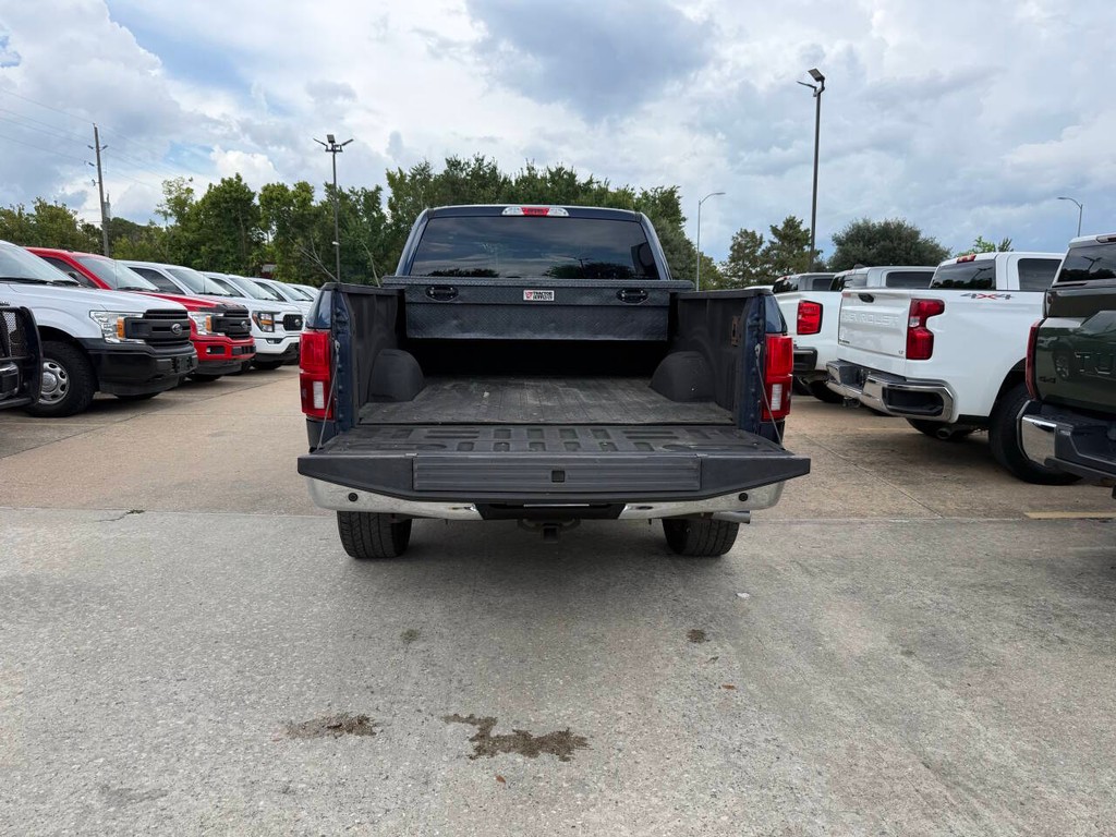 Ford F-150 Vehicle Full-screen Gallery Image 35