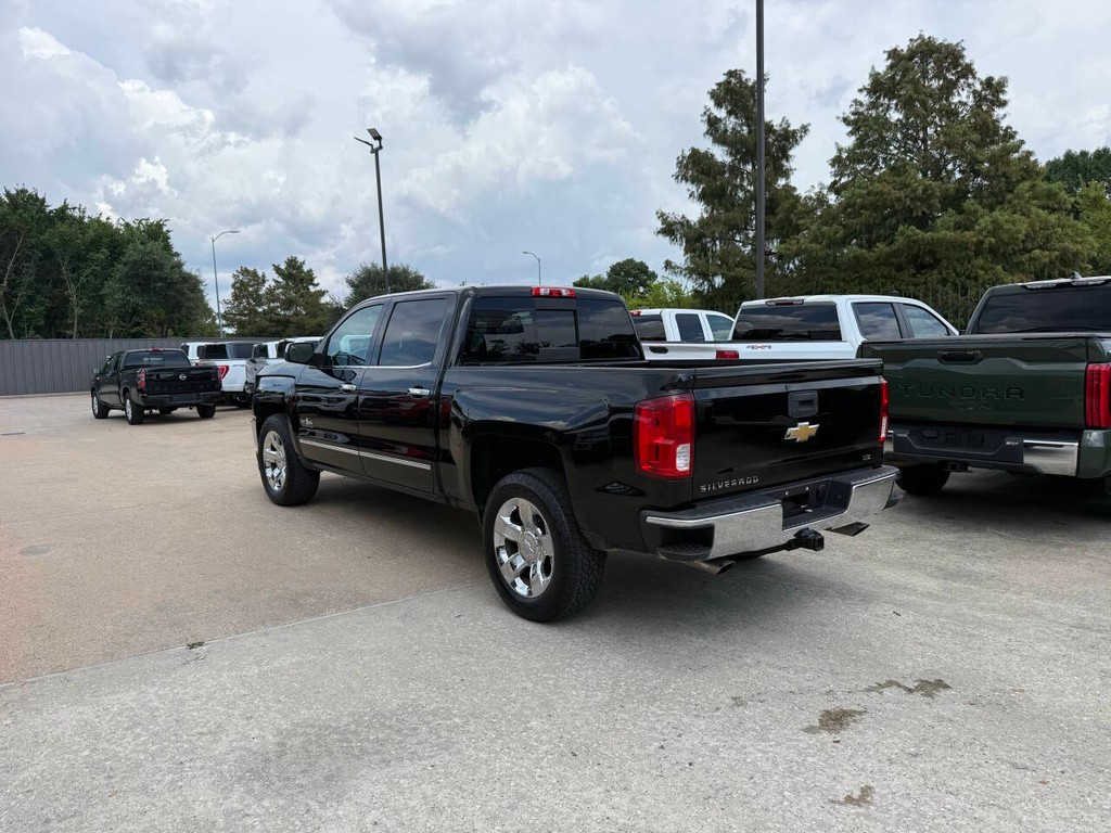 Chevrolet Silverado 1500 Vehicle Full-screen Gallery Image 04